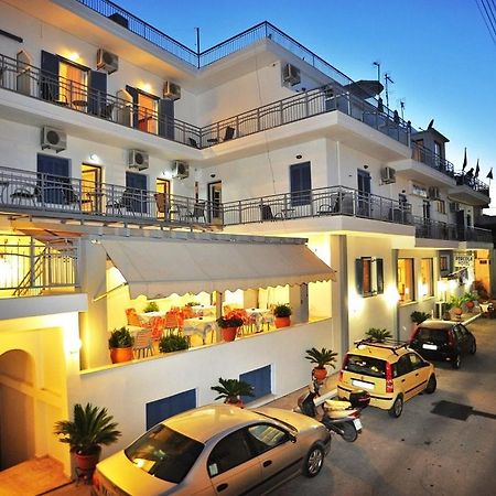 Pergola Hotel Agios Nikolaos Exteriör bild